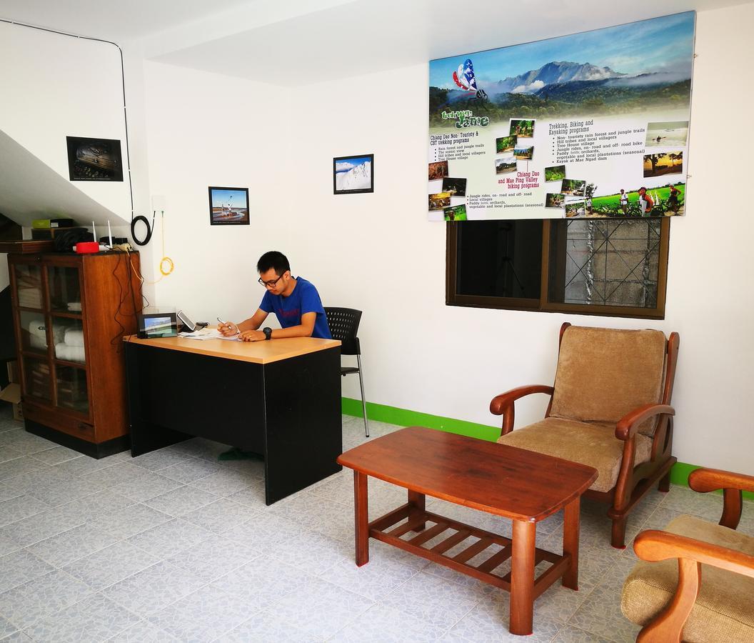 Stay With Jame Hostel Chiang Mai Bagian luar foto