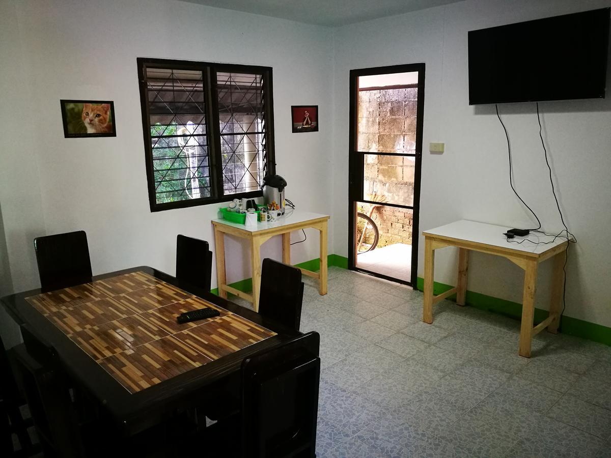 Stay With Jame Hostel Chiang Mai Bagian luar foto