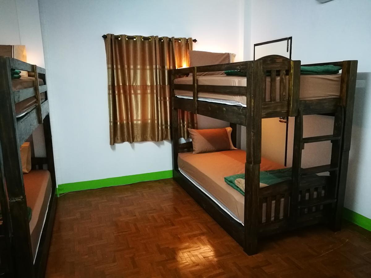 Stay With Jame Hostel Chiang Mai Bagian luar foto